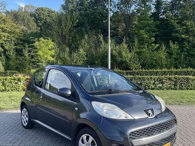 Grijs Gebruikt 2009 Peugeot 107 Hatchback | € 3.200 (Eerlijke prijs)