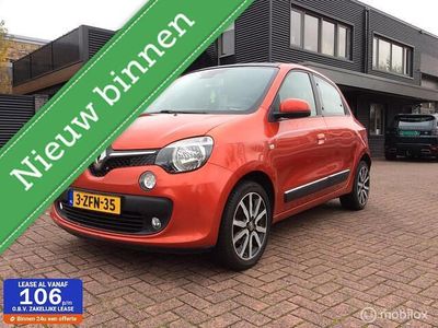 Rood (metallic) Occasion 2015 Renault Twingo Dynamique Hatchback | € 6.450 (Iets duurder)