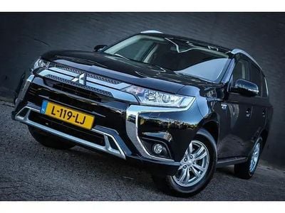 Mitsubishi Outlander P-HEV