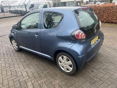 Blauw Occasion 2009 Toyota Aygo Hatchback | € 1.750 (Goede deal)
