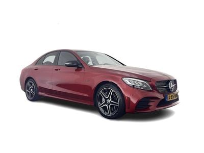 Rood (metallic) Gebruikt 2020 Mercedes C300e Business Sedan | € 22.445 (Super prijs)