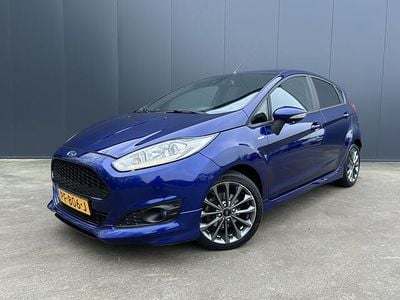 Blauw Occasion 2017 Ford Fiesta ST-Line Hatchback | € 9.900 (Goede deal)