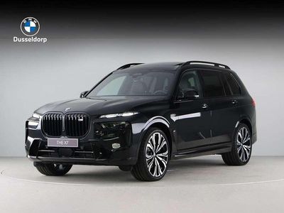 Nieuw BMW X7 M Sport 532 PK (391 kW) 2025 Zwart, metallic lak SUV