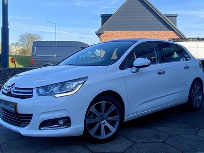 Wit Occasion 2016 Citroën C4 Feel Hatchback | € 9.245 (Eerlijke prijs)