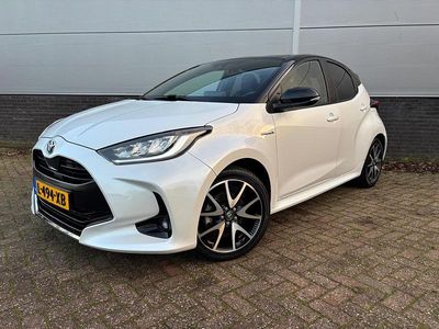 Wit Gebruikt 2021 Toyota Yaris Executive Hatchback | € 20.980 (Eerlijke prijs)