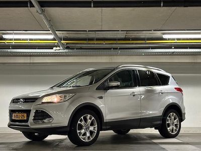 Grijs Gebruikt 2015 Ford Kuga Titanium SUV | € 9.950 (Eerlijke prijs)