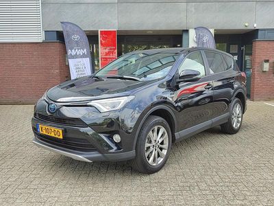 Zwart Occasion 2017 Toyota RAV4 Business Edition SUV | € 24.700 (Goede deal)