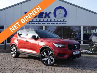 Rood (metallic) Occasion 2021 Volvo XC40 R-Design SUV | € 29.895 (Eerlijke prijs)