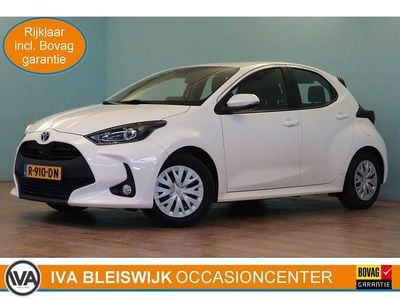 Wit Gebruikt 2022 Toyota Yaris Hybrid Active Hatchback | € 18.500 (Goede deal)