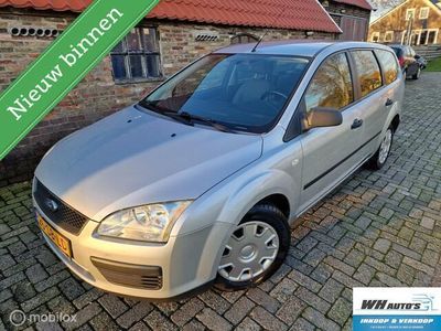 tweedehands Ford Focus Wagon 1.6-16V Ambiente