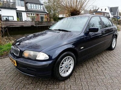 Gebruikt 1999 BMW 323 Executive | € 3.245