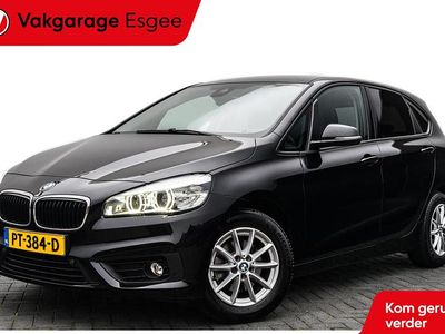 Zwart Gebruikt 2017 BMW 218 Executive Stationwagen | € 18.290 (Eerlijke prijs)