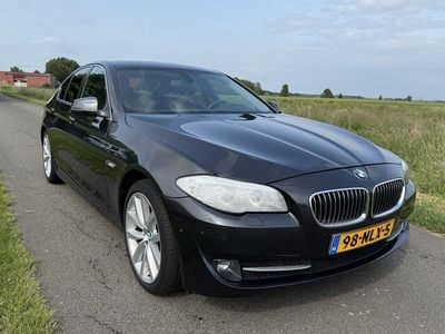 BMW 523