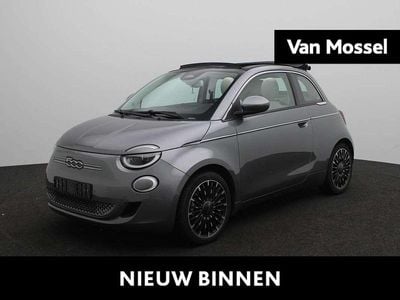 Grijs Occasion 2023 Fiat 500C La Prima Cabriolet | € 22.940 (Eerlijke prijs)