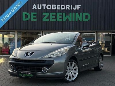 Grijs Occasion 2009 Peugeot 207 CC Cabriolet | € 2.599 (Eerlijke prijs)