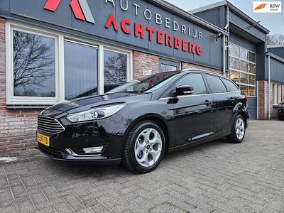 Zwart (metallic) Occasion 2015 Ford Focus Stationwagen | € 6.950 (Eerlijke prijs)
