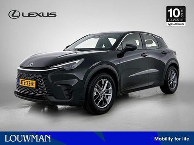 Zwart (metallic) Occasion 2025 Lexus LBX Business Edition SUV | € 35.950 (Eerlijke prijs)