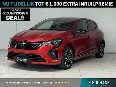 Rood Occasion 2023 Renault Clio V Techno Hatchback | € 22.700 (Eerlijke prijs)