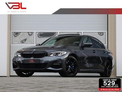 Grijs Occasion 2021 BMW 330 Executive Sedan | € 39.940 (Eerlijke prijs)