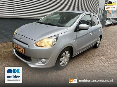 Grijs (metallic) Occasion 2015 Mitsubishi Space Star Hatchback | € 5.940 (Goede deal)