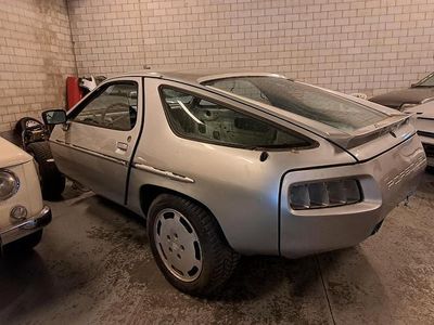 Gebruikt 1981 Porsche 928 Coupé | € 2.250