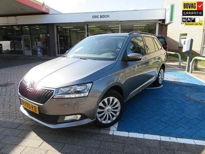 Grijs (metallic) Occasion 2022 Skoda Fabia Ambition Stationwagen | € 15.250 (Eerlijke prijs)