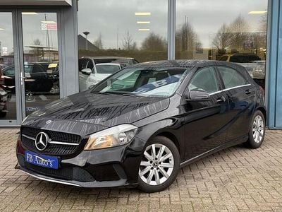 Zwart Gebruikt 2017 Mercedes A180 Business Hatchback | € 12.950 (Goede deal)