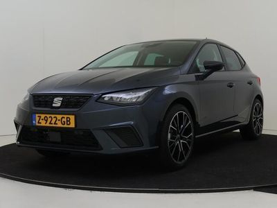 Grijs Gebruikt 2024 Seat Ibiza Business Hatchback | € 20.950 (Eerlijke prijs)