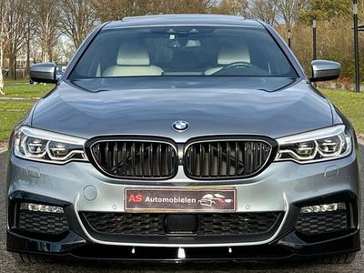 Grijs Gebruikt 2017 BMW 530e M Sport Sedan | € 37.950