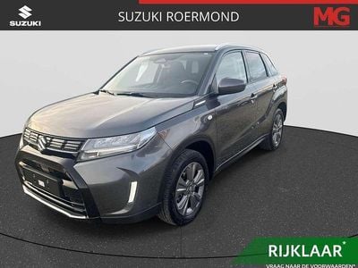 Grijs Occasion 2025 Suzuki Vitara SUV | € 32.680 (Iets duurder)