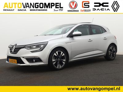 tweedehands Renault Mégane IV TCe 140PK Bose / DEALER ONDERHOUDEN / PANORAMADAK / CAMERA NAVI GROOT