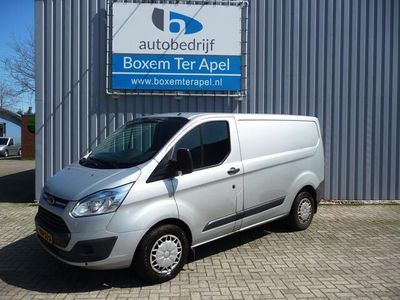 tweedehands Ford Transit Custom 330S 2.2 TDCI L1H1 Trend DC 125PK Cruise Control Trekhaak Navigatie Parkeer sensoren v+a Stoelverw.