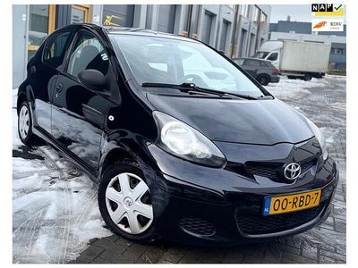 Occasion Toyota Aygo 68 PK (50 kW) 2011 Zwart Hatchback