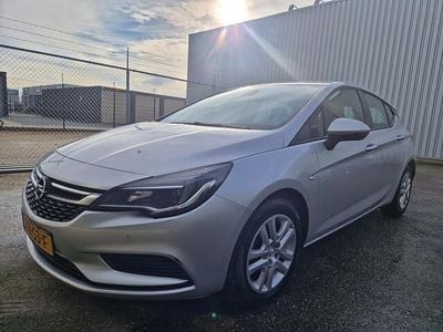 Occasion Opel Astra Innovation 112 PK (82 kW) 2018 Grijs Hatchback