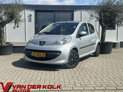 tweedehands Peugeot 107 1.0-12V XS Urban Move 5 Deurs Airco Nieuwe Koppeli