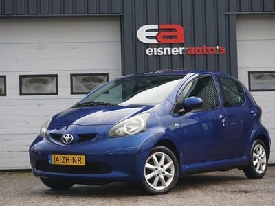 Occasion Toyota Aygo 68 PK (50 kW) 2008 Blauw Hatchback