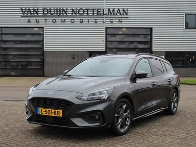 Grijs Gebruikt 2020 Ford Focus ST-Line Stationwagen | € 17.950 (Eerlijke prijs)