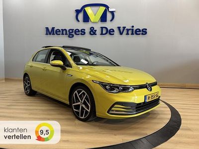 Occasion VW Golf VIII Style 150 PK (110 kW) 2020 Geel Hatchback