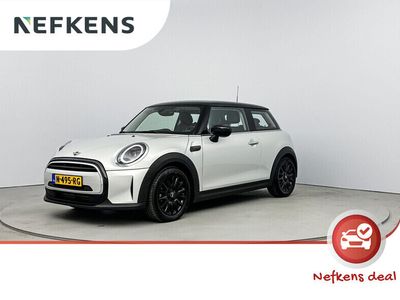 tweedehands Mini Cooper 1.5 136 pkClassic | Navigatie | Climate Control | LED Koplampen