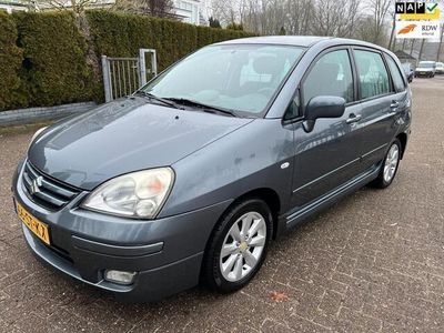 Suzuki Liana