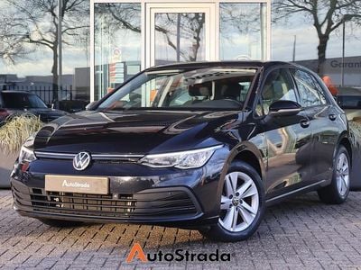 Zwart Occasion 2020 VW Golf VII Life Hatchback | € 18.900 (Eerlijke prijs)