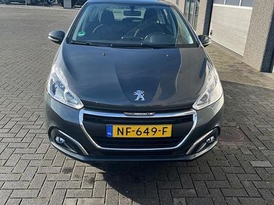 Occasion Peugeot 208 2016 Grijs (metallic) Hatchback