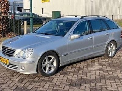 Zilver Occasion 2006 Mercedes C220 Avantgarde Stationwagen | € 2.440 (Goede deal)
