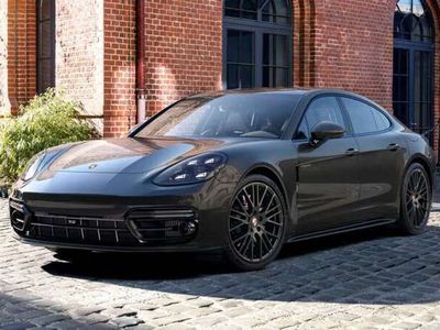 Porsche Panamera 4