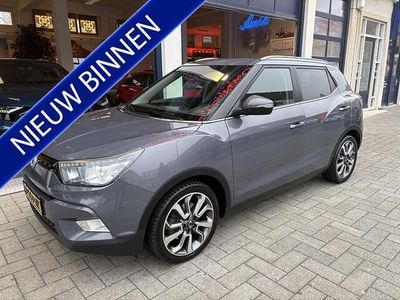 Grijs Occasion 2016 Ssangyong (KGM) Tivoli Quartz SUV | € 6.999