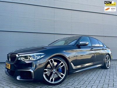 BMW M550