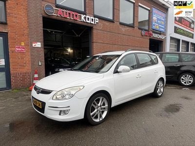 Occasion Hyundai i30 143 PK (105 kW) 2008 Wit Stationwagen