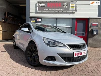 Opel Astra GTC
