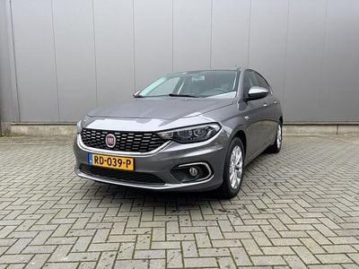 Occasion Fiat Tipo Business 120 PK (88 kW) 2017 Grijs Hatchback