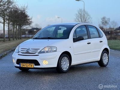 Wit Gebruikt 2006 Citroën C3 Prestige Hatchback | € 1.950 (Eerlijke prijs)